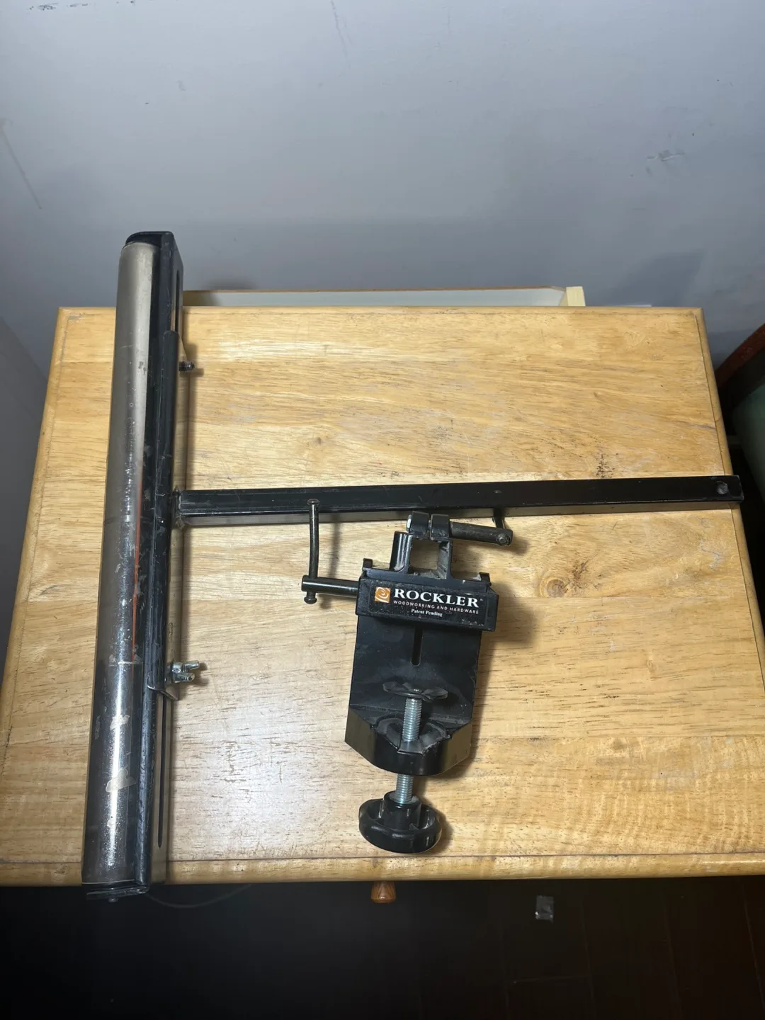 Rockler Roller Support with Universal Clamp image indicator(5)