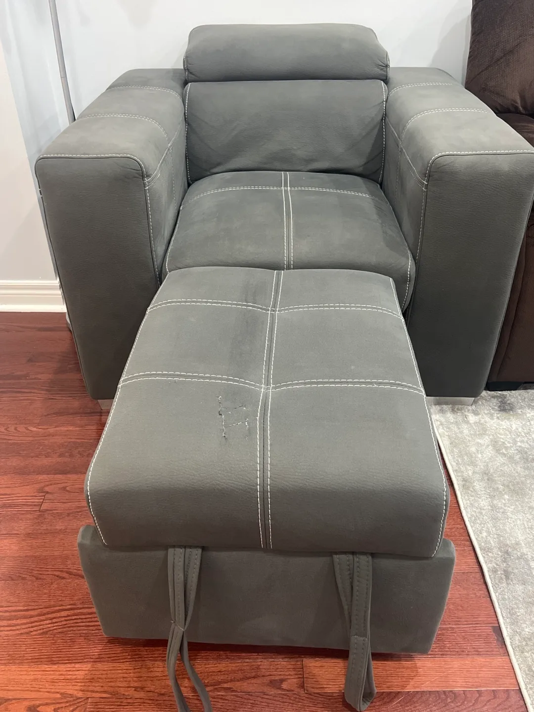 Grey Recliner Chair image indicator(3)