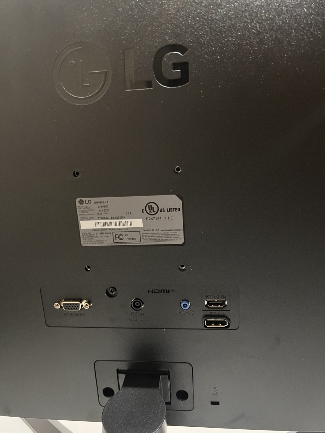 LG 27inch LED Monitor - photo 3
