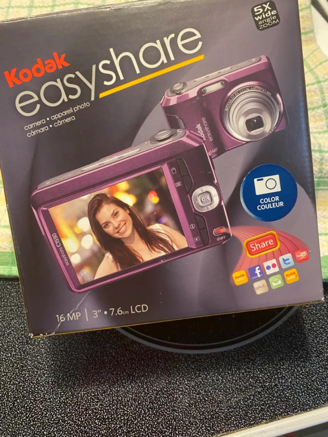 Kodak Easyshare 16MP Digital Camera thumbnail
