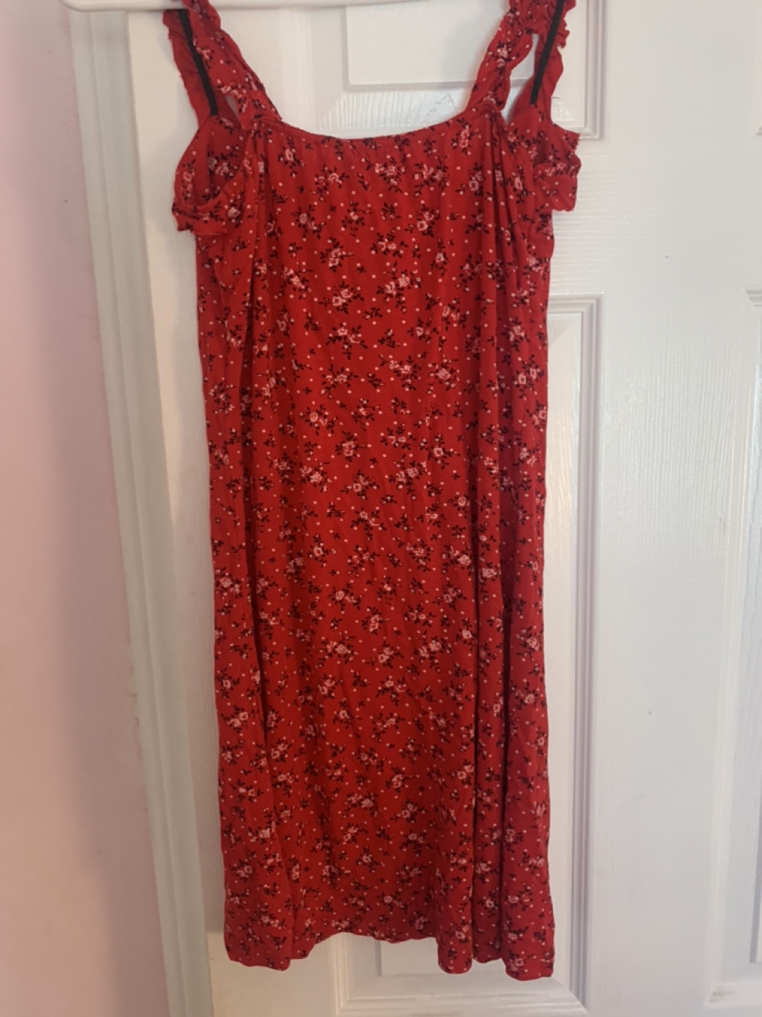 PrettyLittleThing Red Floral Mini Dress - photo 4