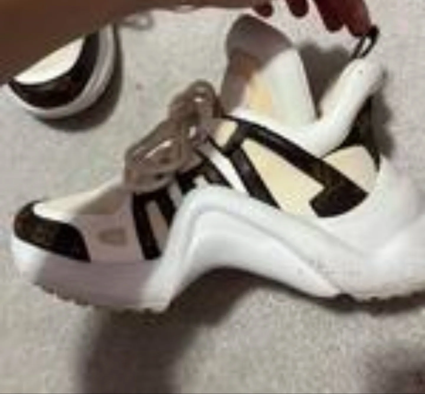 LV Archlight Sneakers image indicator(2)