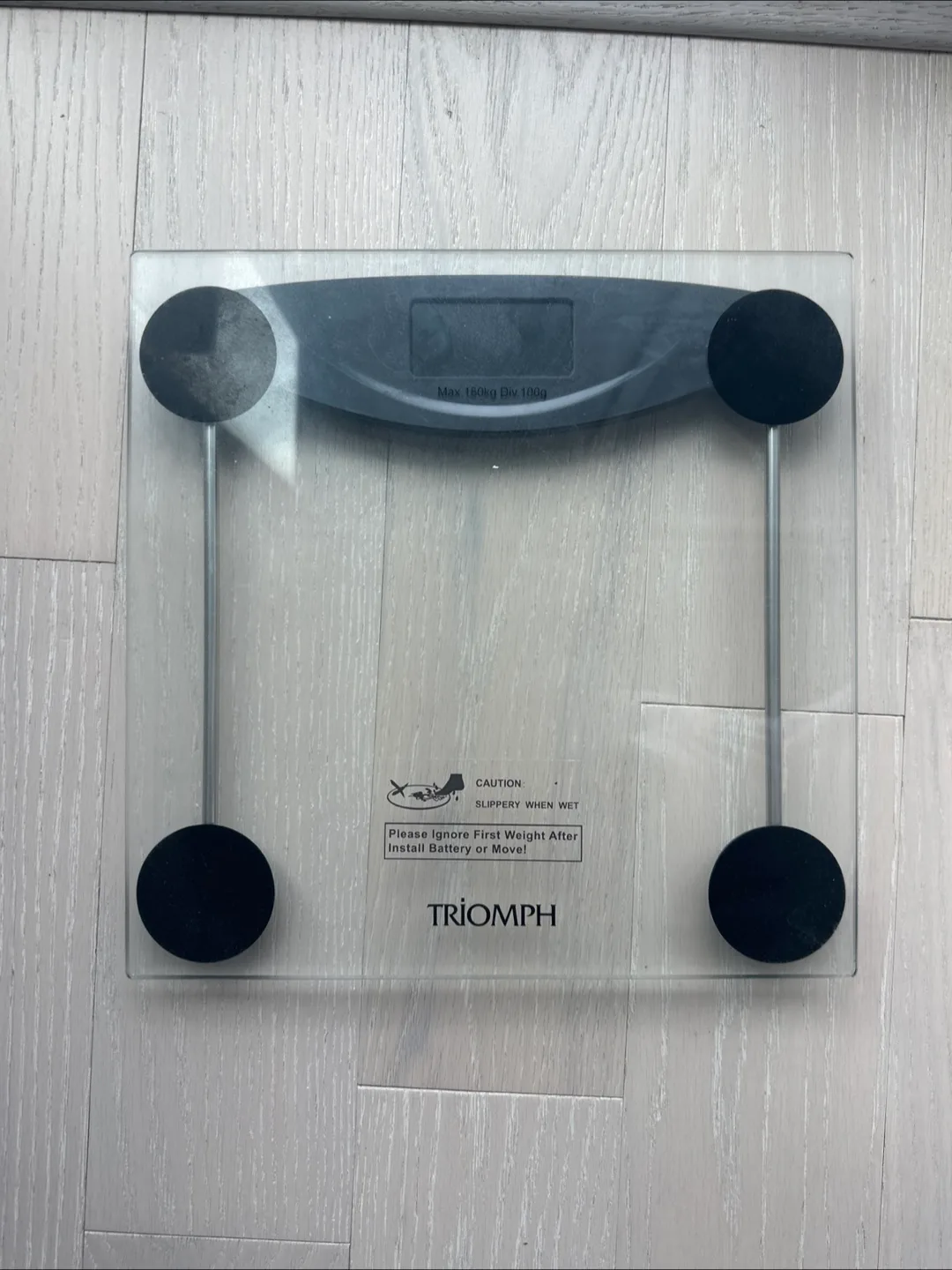 Triomph Bathroom Scale - Glass Top thumbnail