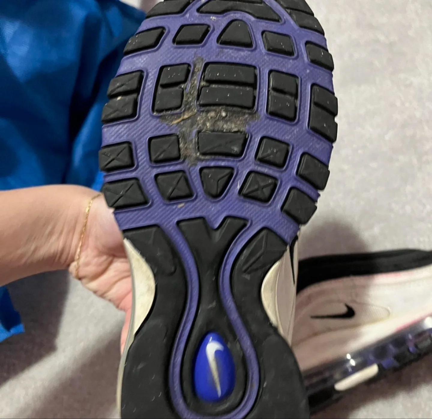 Nike Air Max 97 Girls Shoes Size 6 image indicator(4)