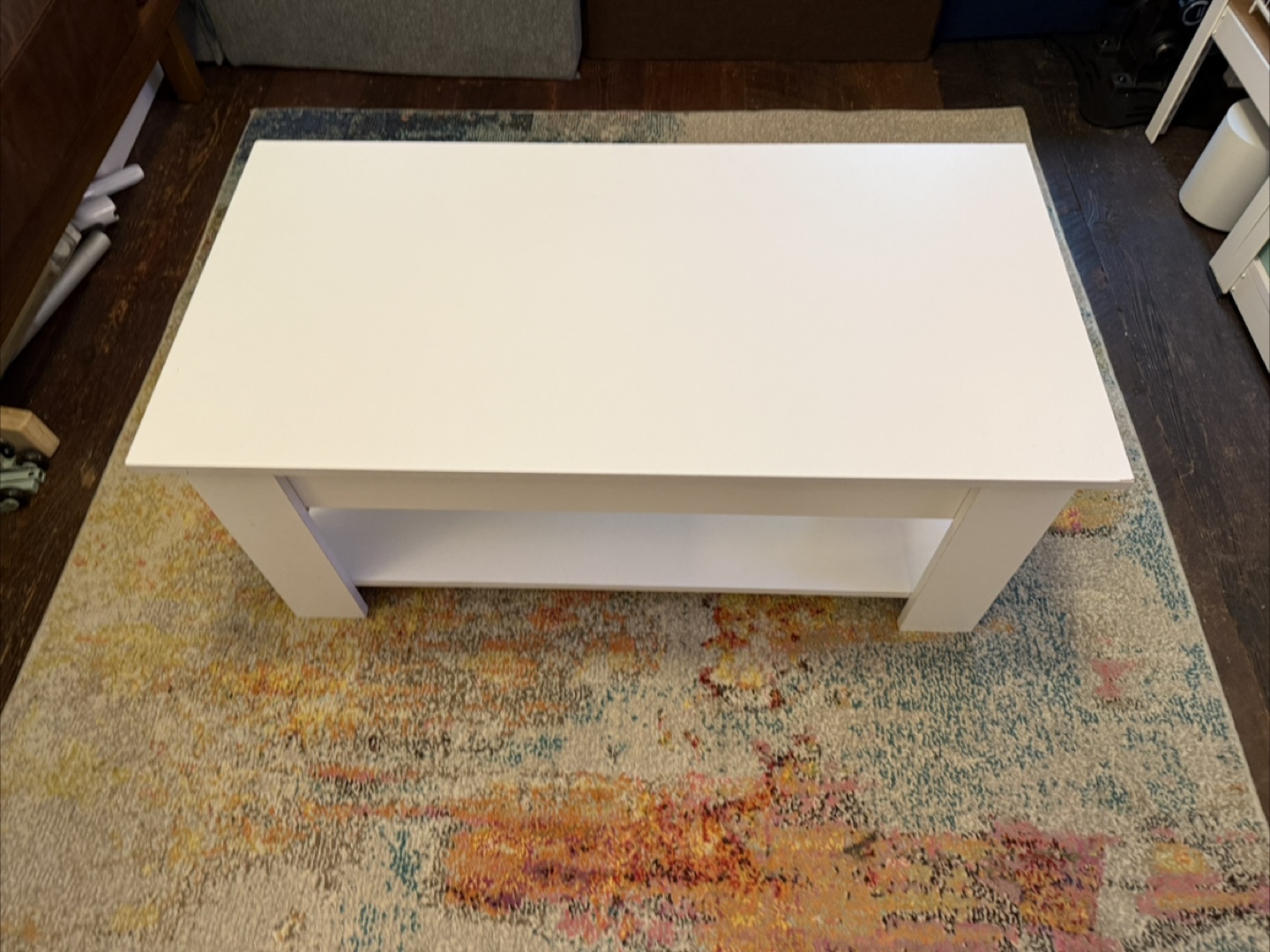 White Lift-Top Coffee Table