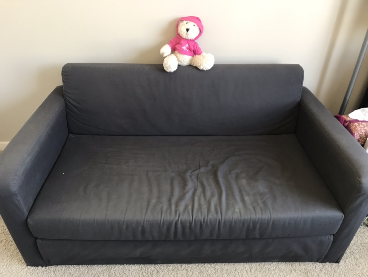 IKEA  Sofa can turn to Day Bed