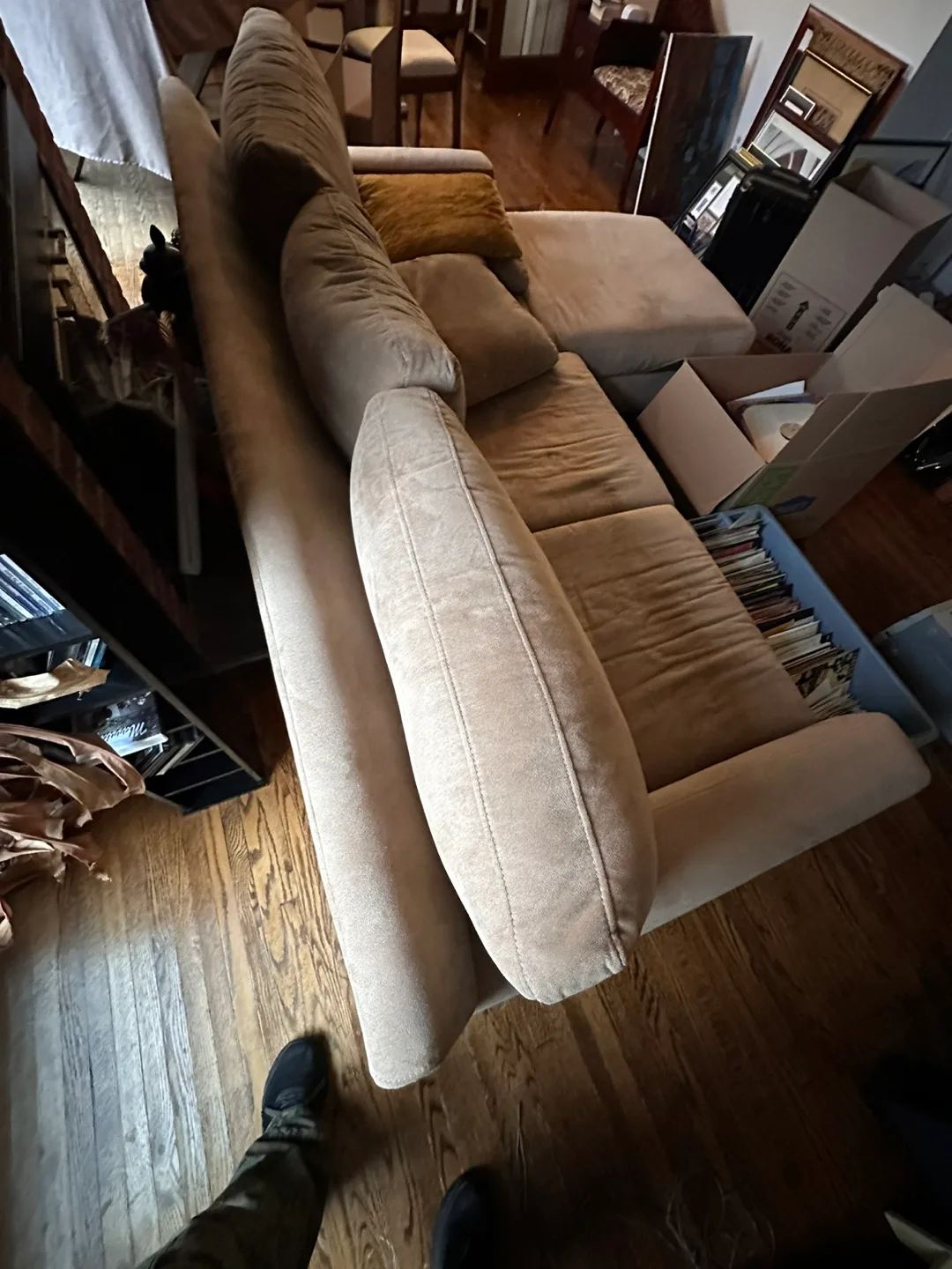 Comfortable Sectional Sofa with Chaise Lounge image indicator(3)