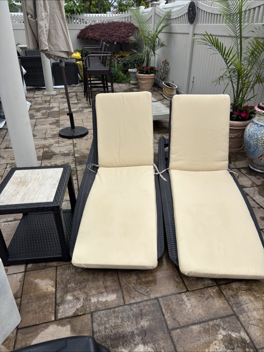 Outdoor Chaise Lounge Chairs