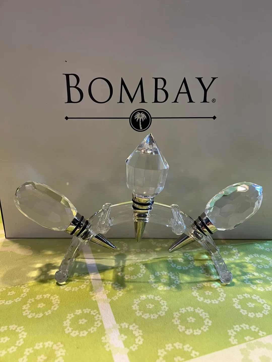 Bombay Crystal Wine Bottle Stoppers thumbnail