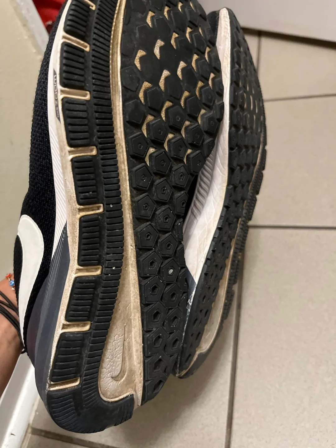 Nike Zoom Structure 22 Running Shoes image indicator(3)