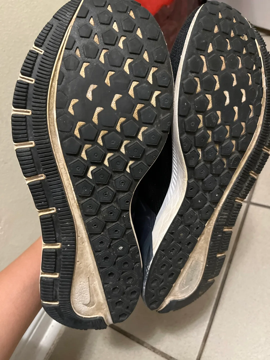 Nike Zoom Structure 22 Running Shoes image indicator(4)