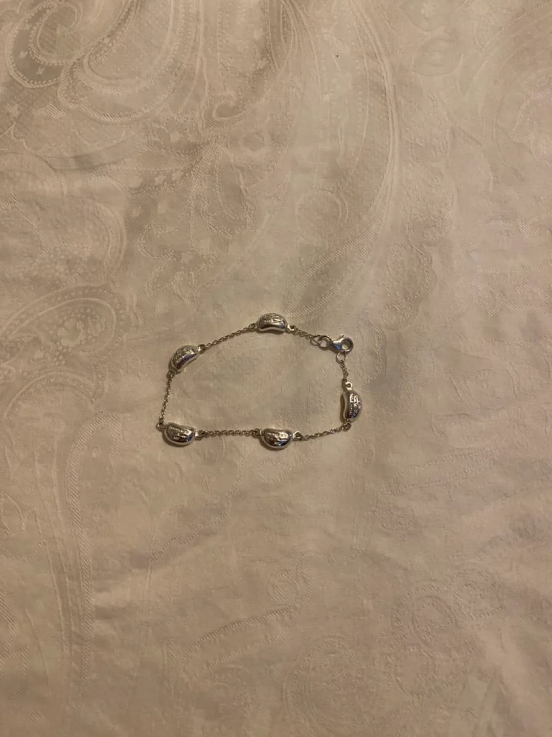 (PRICE REFLECTS)REAL 925  T & Co. Bean Bracelet image indicator(5)