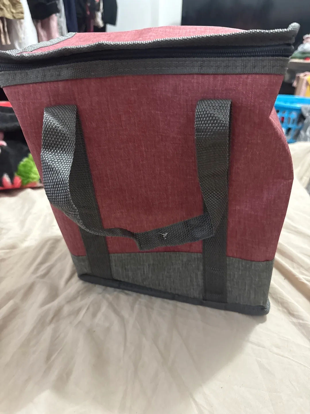 Pink and Grey Insulated Tote Bag image indicator(2)