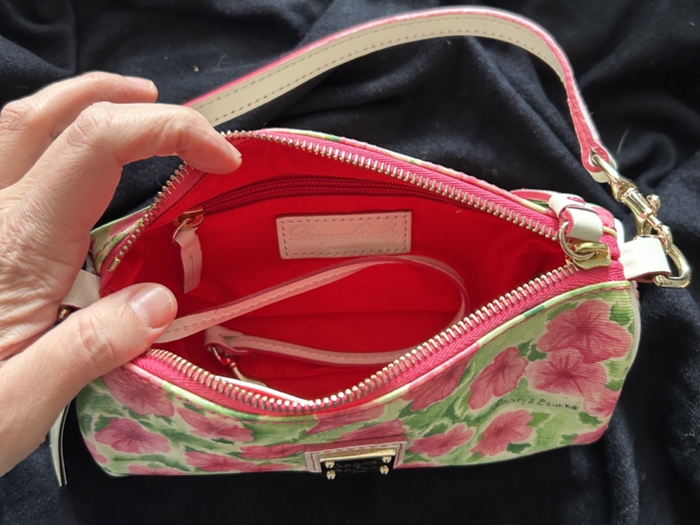 Dooney & Bourke- New with Tags Floral Print Handbag - photo 3