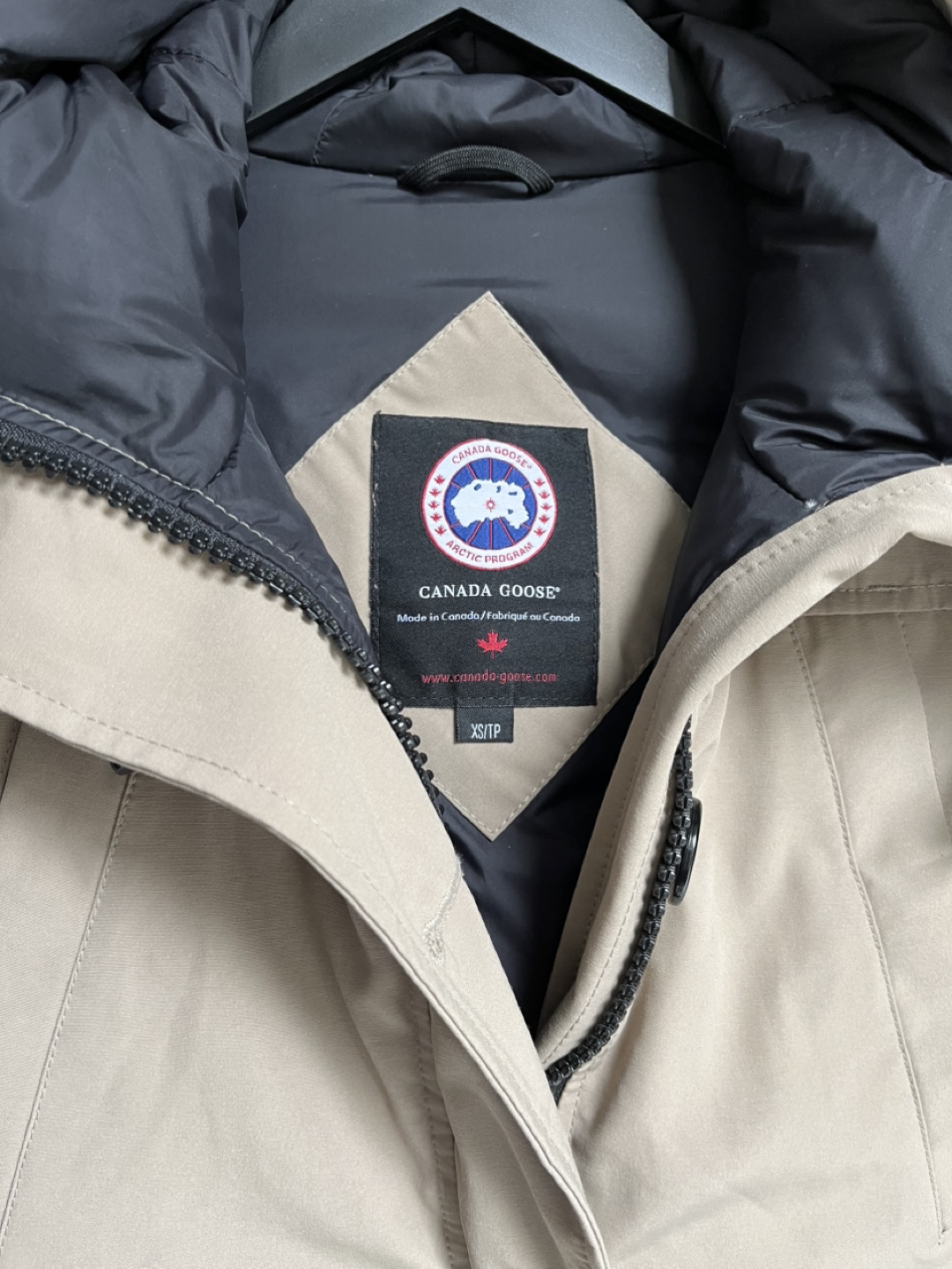 Canada Goose Women Parka - photo 2