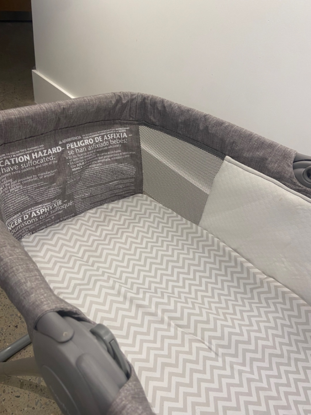 Evenflo Portable Bassinet - photo 3