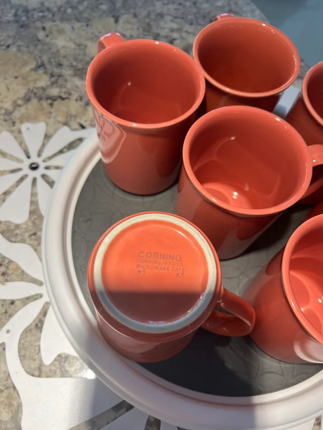8 Corning Pink Ceramic Mugs image indicator(2)