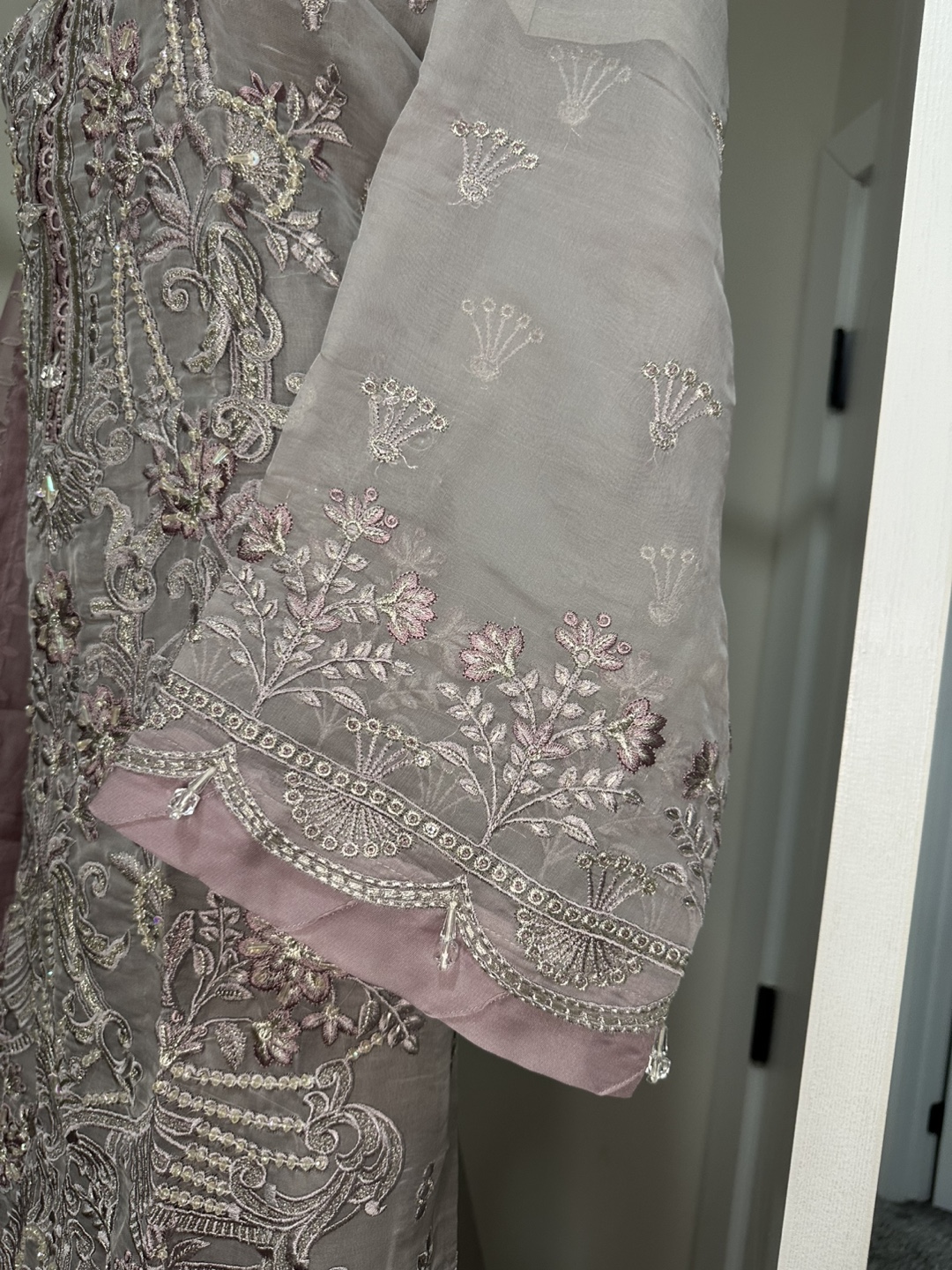 Embroidered Pakistani suit - photo 4
