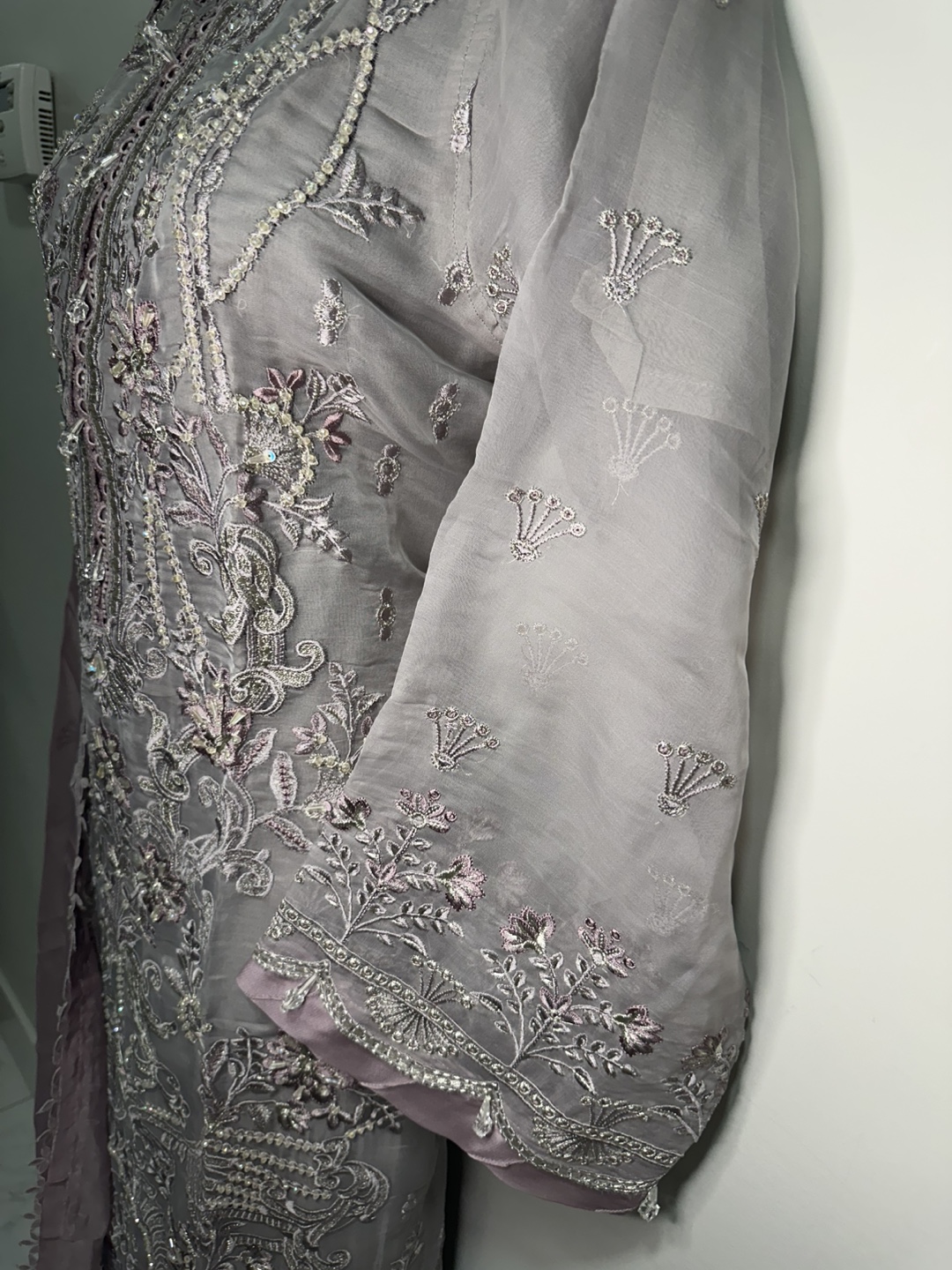 Embroidered Pakistani suit - photo 3