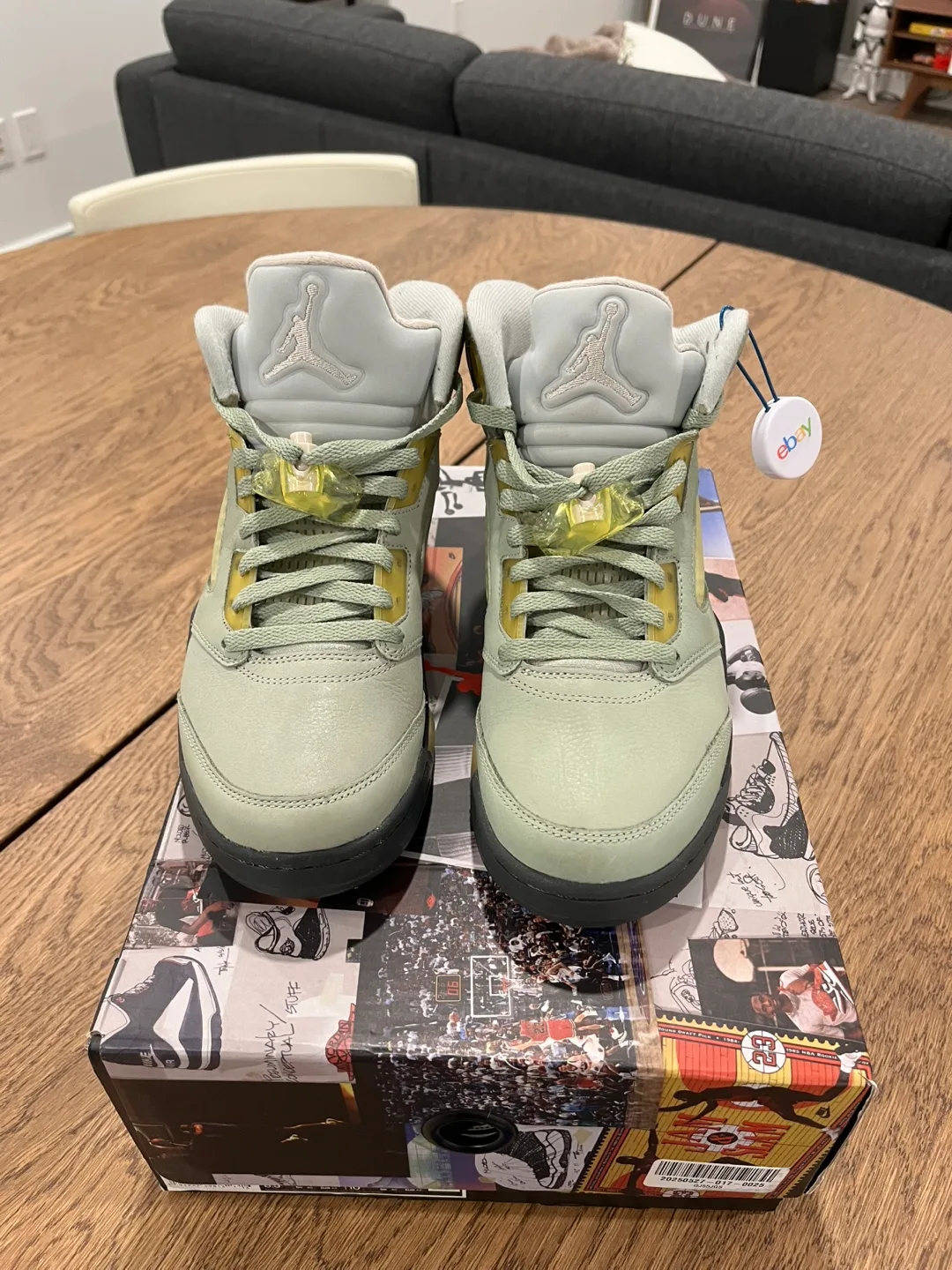 Jordan 5 Jade Horizon Size 8.5 image indicator(2)
