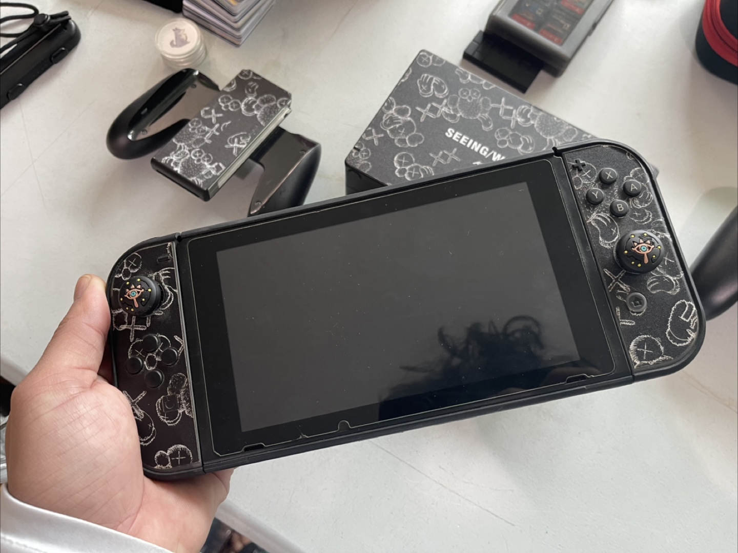 Nintendo Switch SEEING WATCHING KAWS Bundle - photo 2
