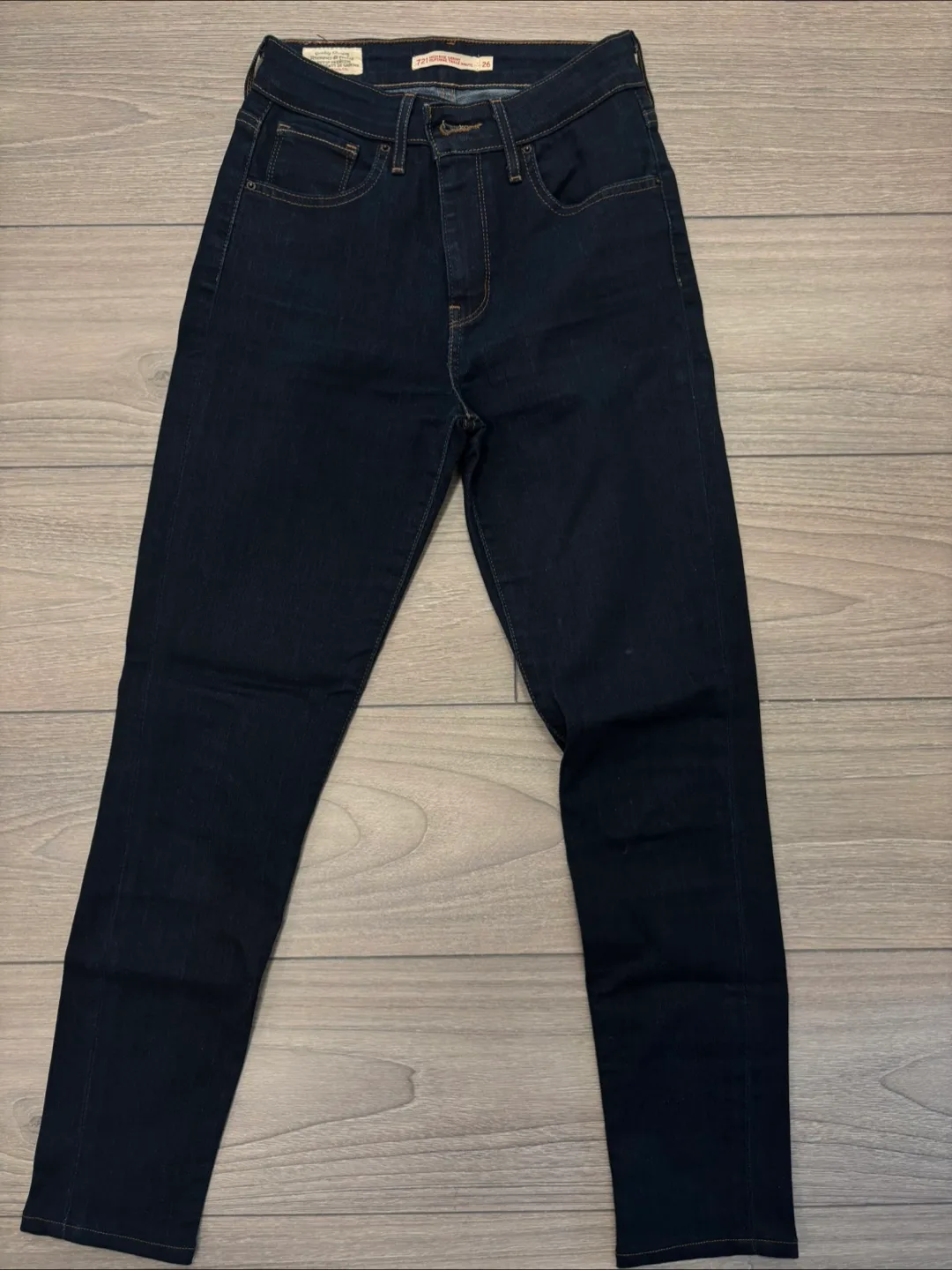 Women’s Levi's 721 High Rise Skinny Jeans image indicator(3)