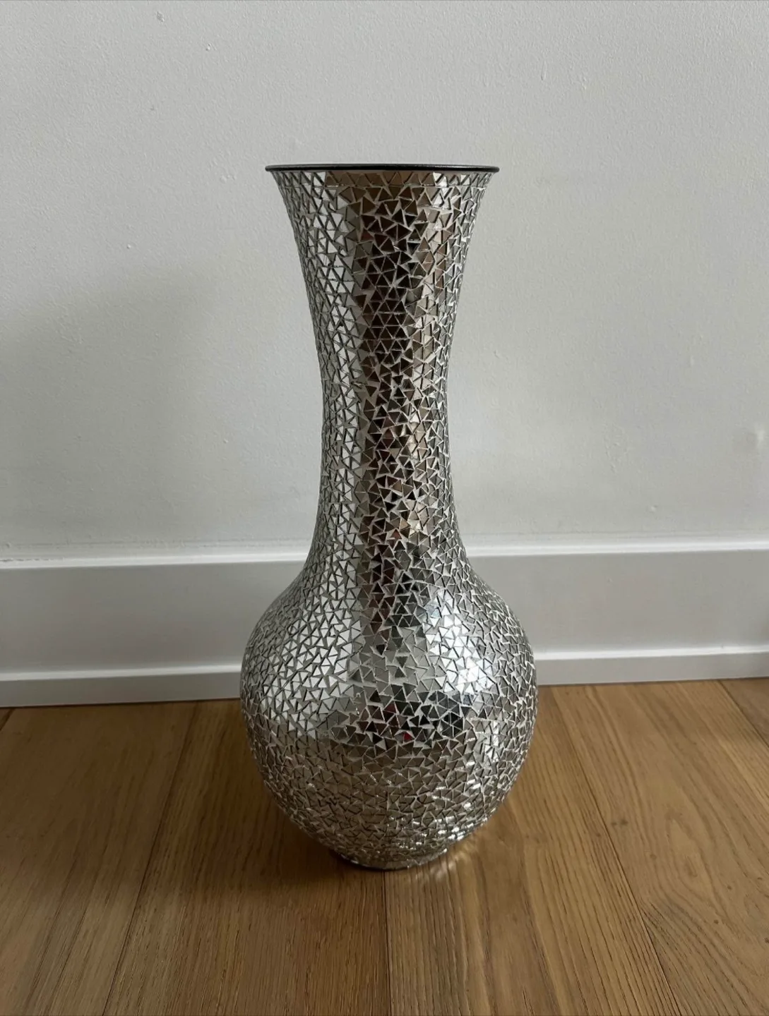 Silver Mirrored Vase thumbnail