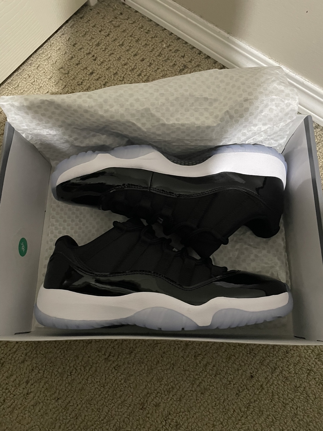 Air Jordan 11 Low space jam - photo 2