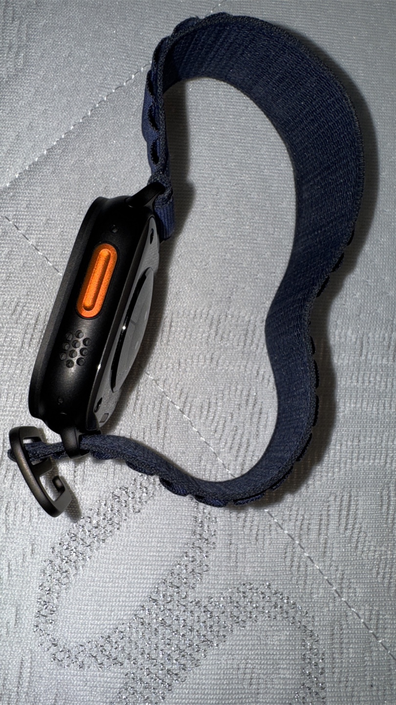 Apple Watch Ultra 2 - photo 3
