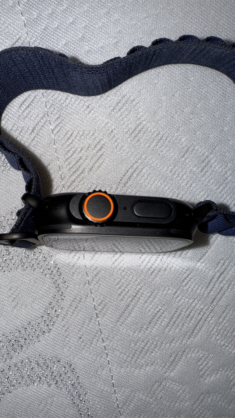 Apple Watch Ultra 2 - photo 2