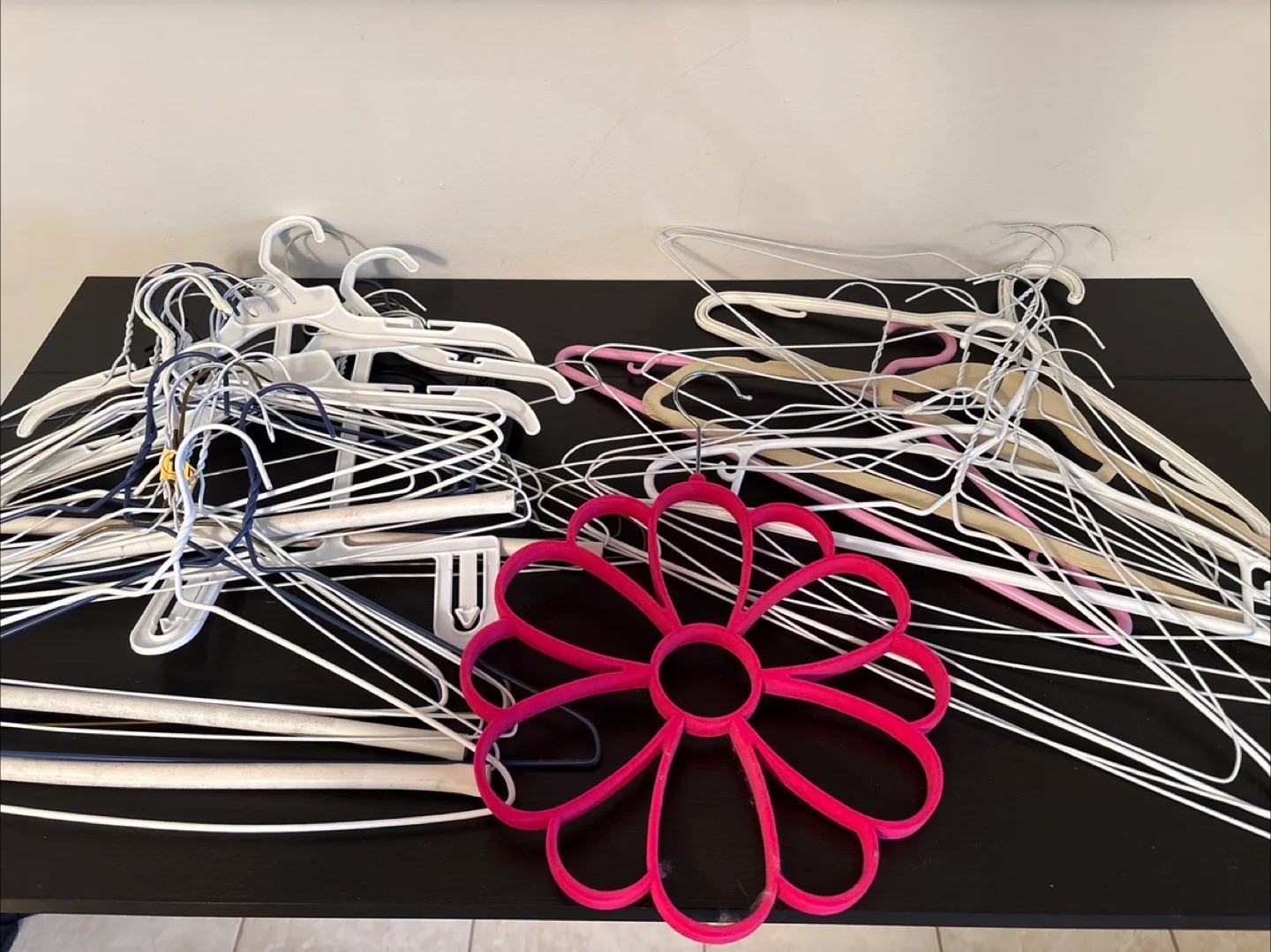 LAST CALL! Assorted Hangers thumbnail