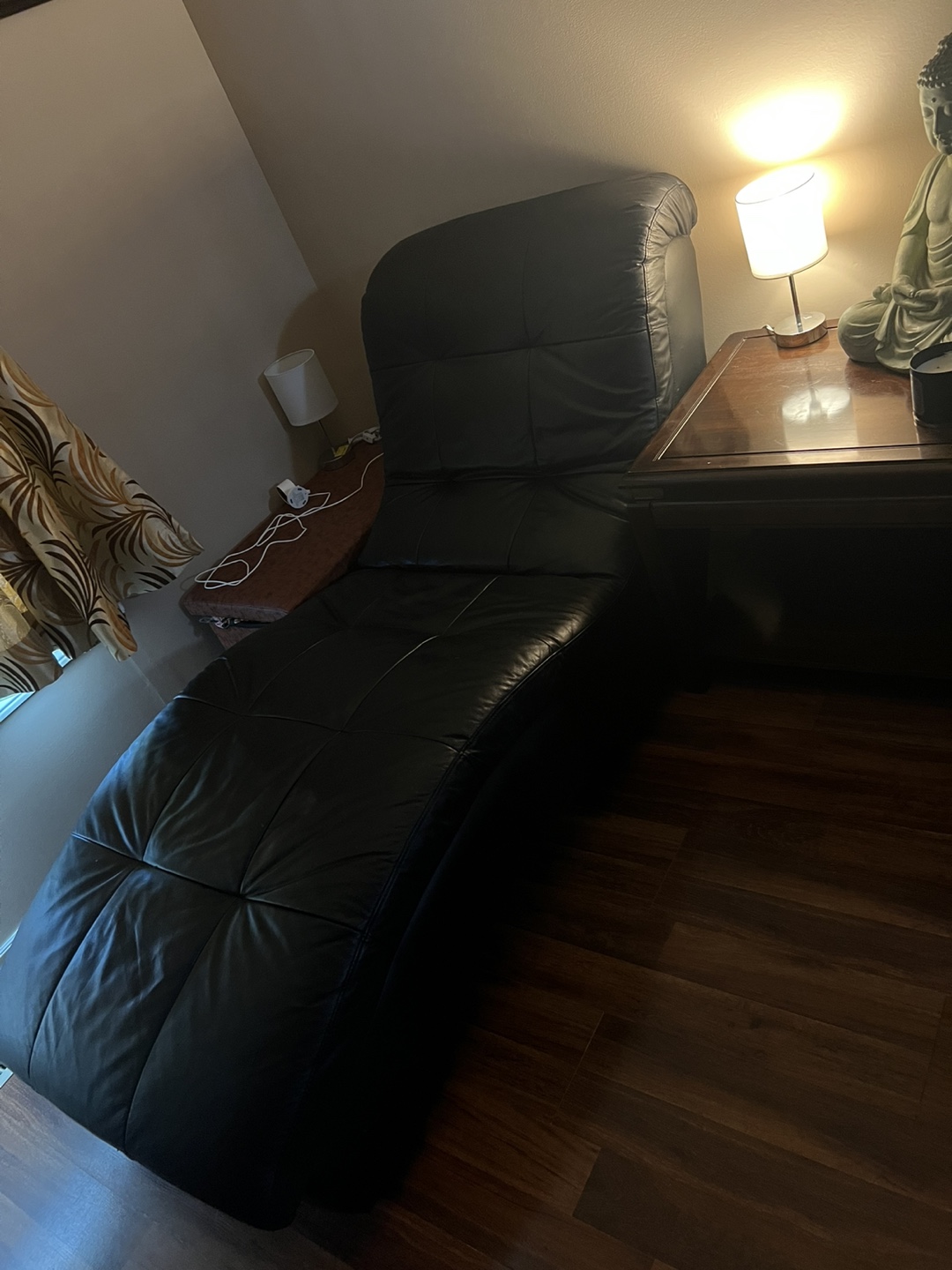 Black Leather Chaise Lounge - photo 2