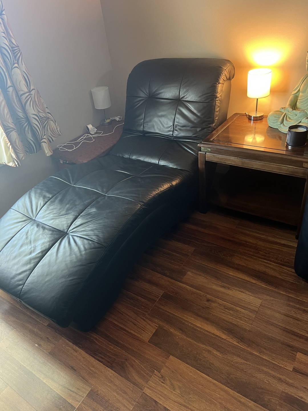 Black Leather Chaise Lounge