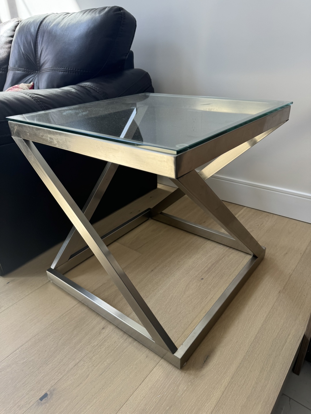 Modern Square End Table - photo 2