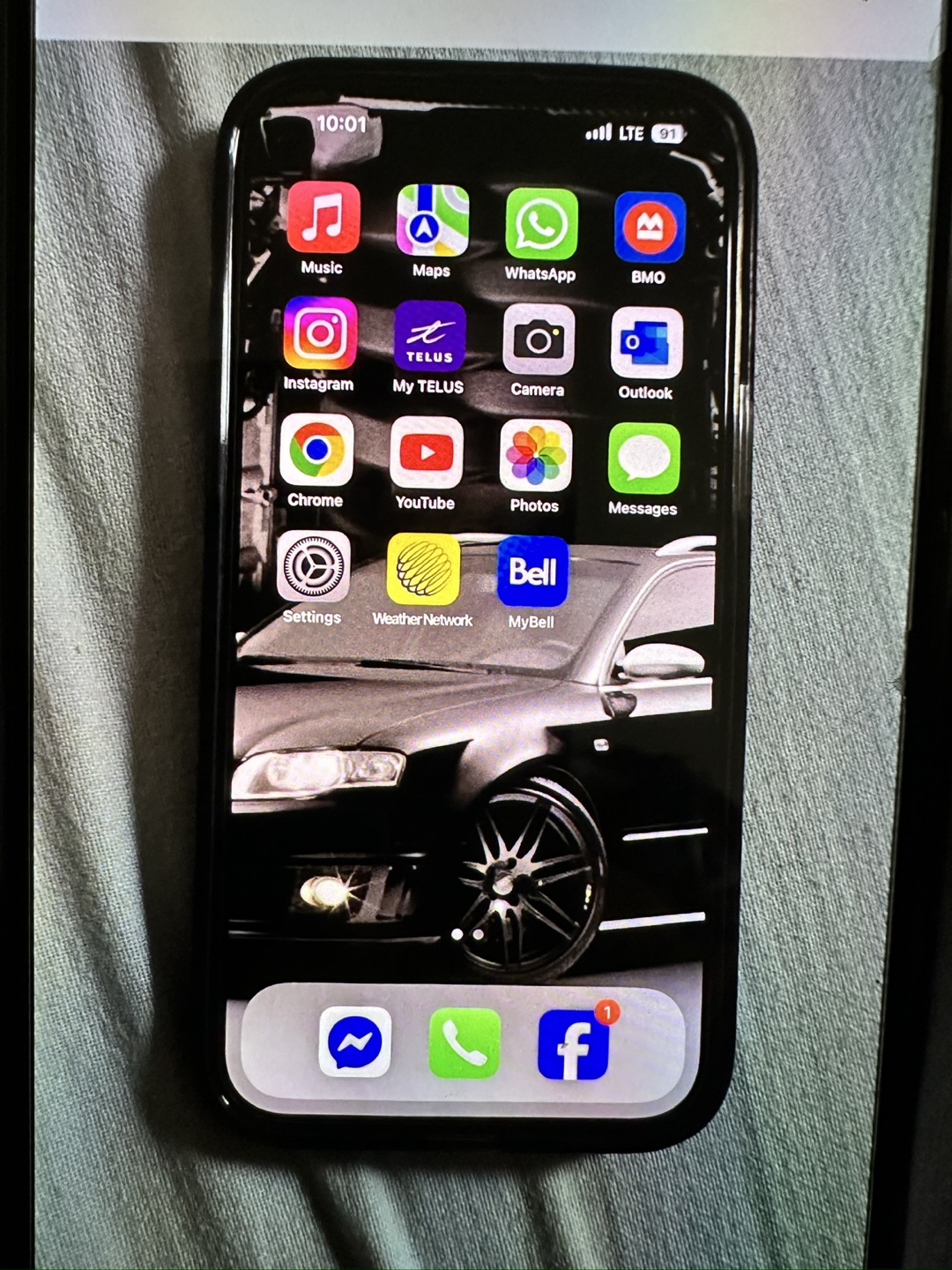 iPhone 15 Pro Max - photo 4