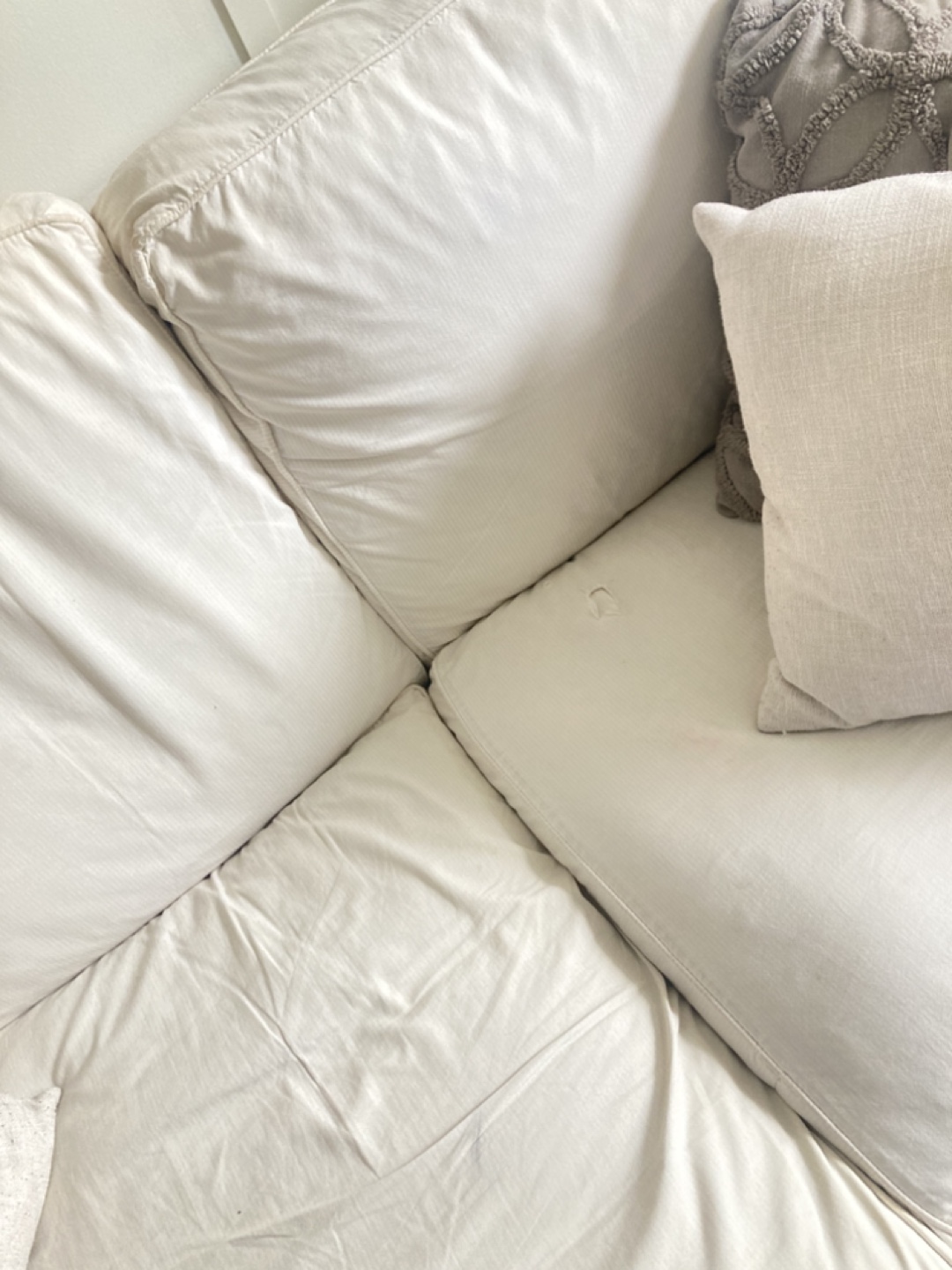 Plush white couch - Baldwin Slip Covered Sofa 89” - photo 5