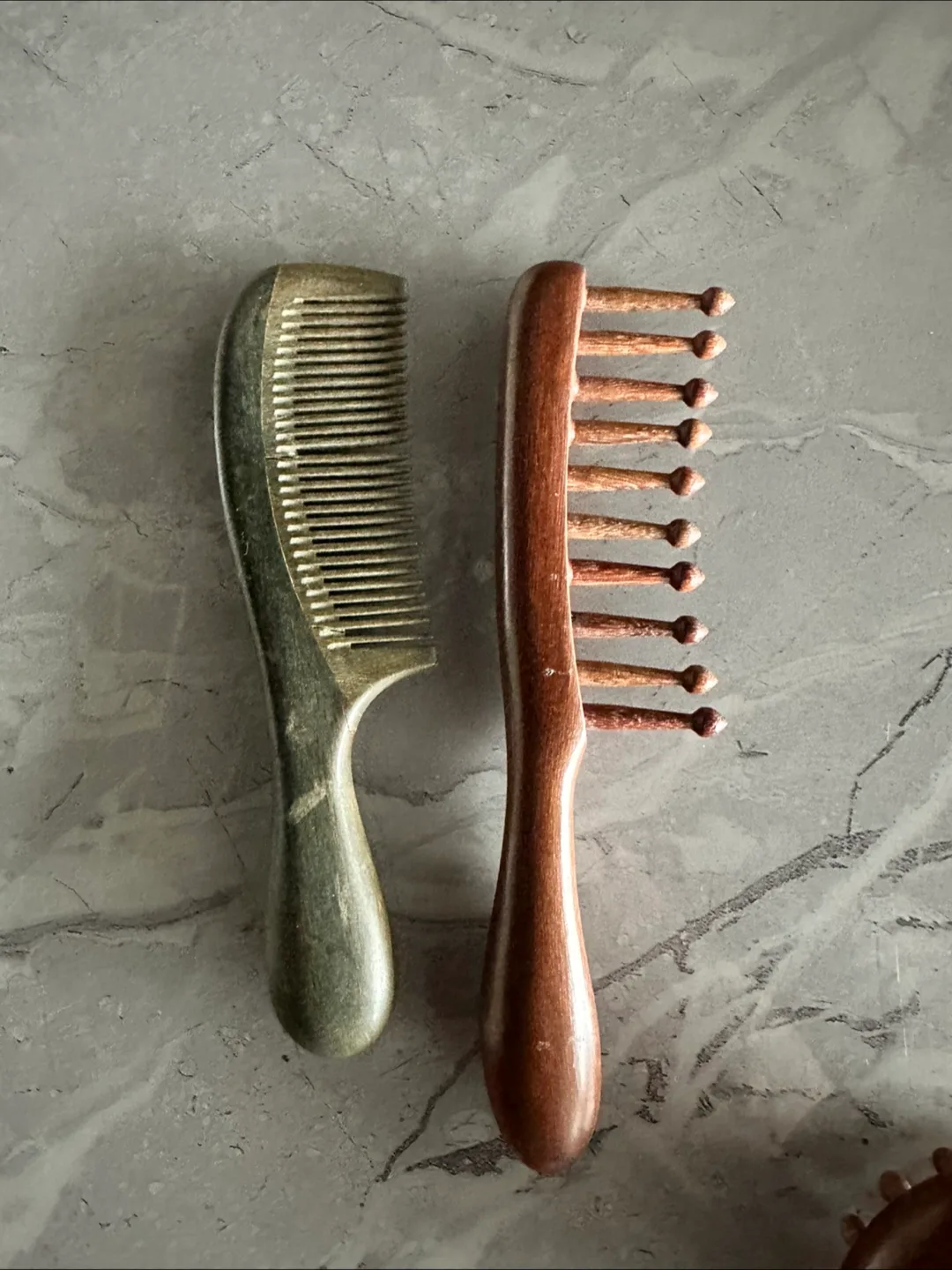Wooden Combs thumbnail