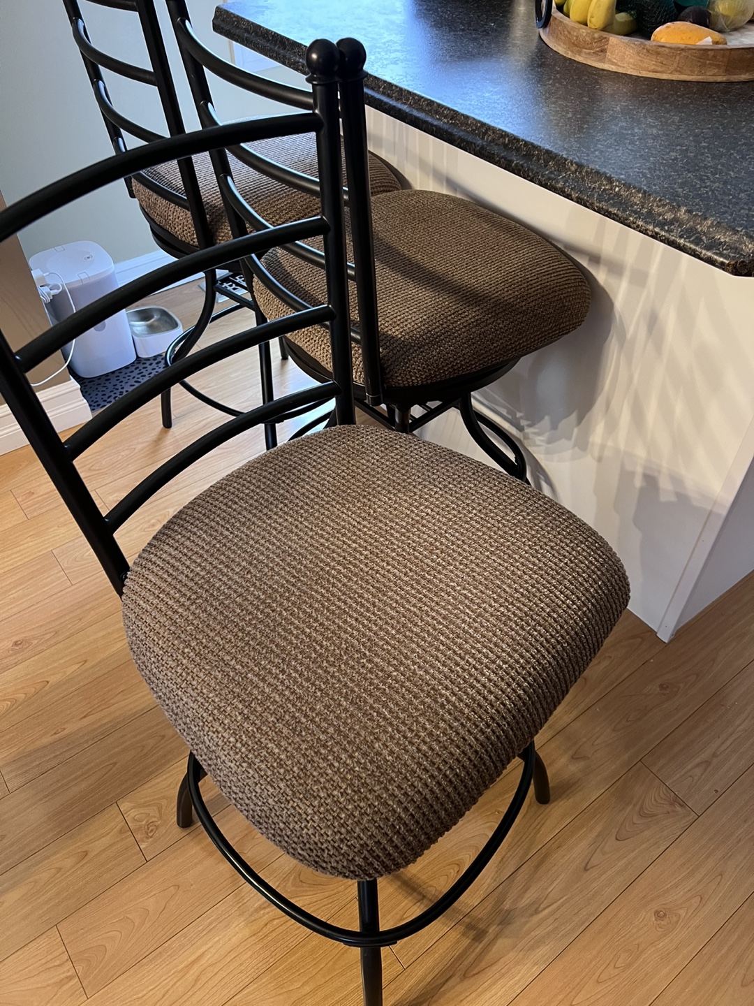 Set of three counter stools - photo 2