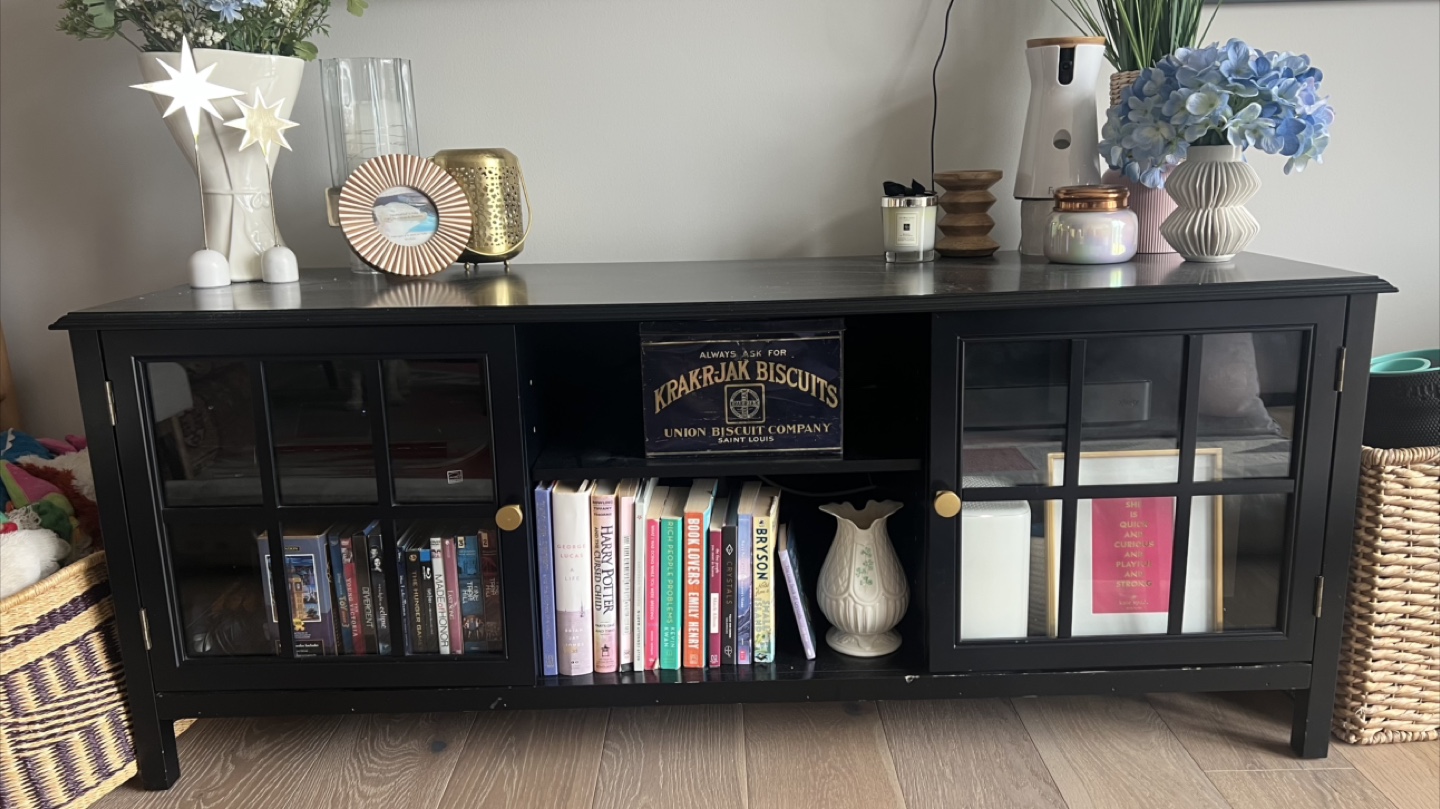 Target Media Console/ TV stand - photo 4