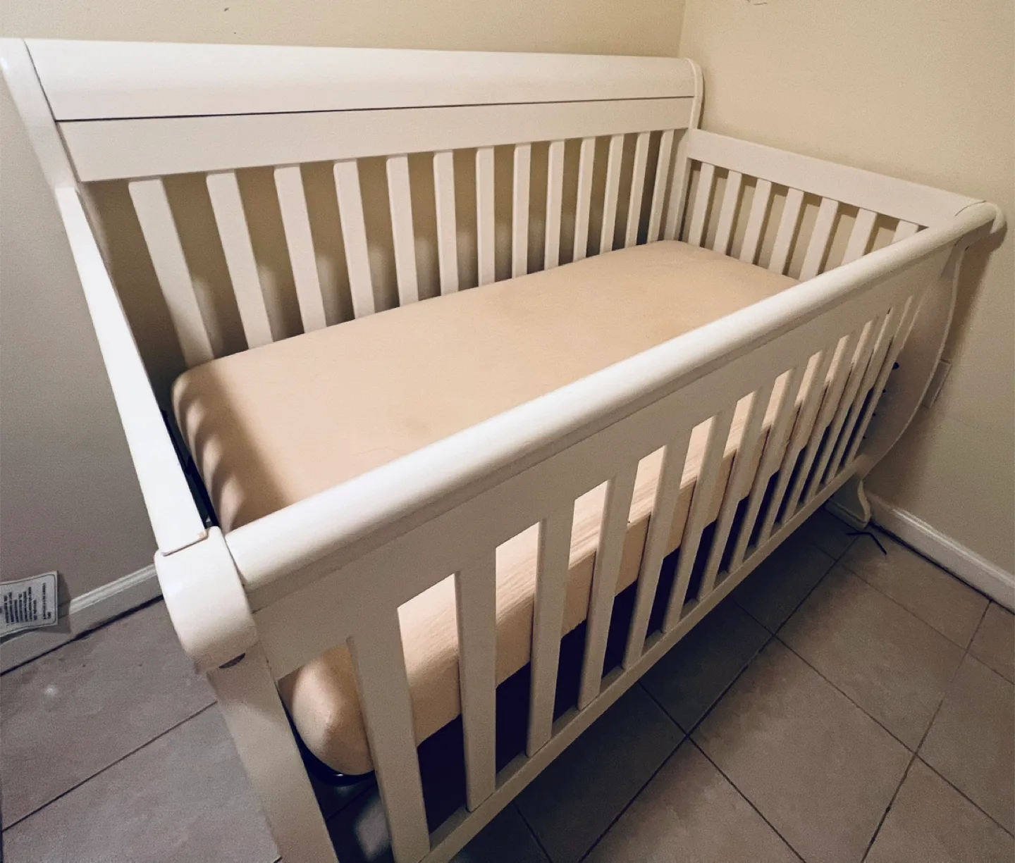 White Baby Crib thumbnail