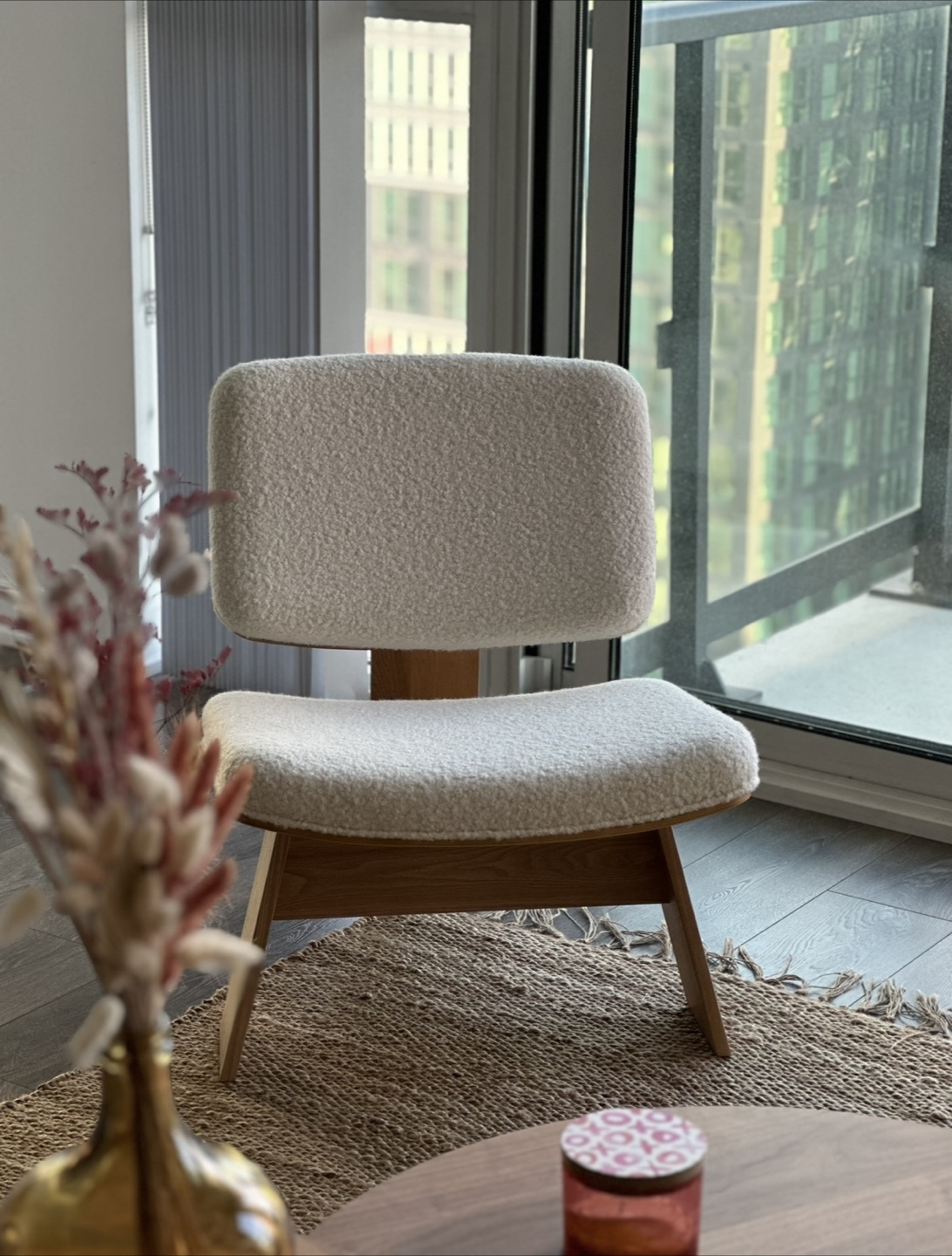 COZEY Vela Chair