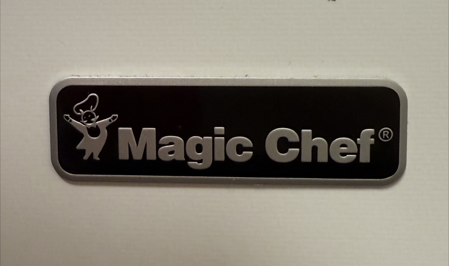 Magic Chef 8.7 cu ft deep freezer - photo 4