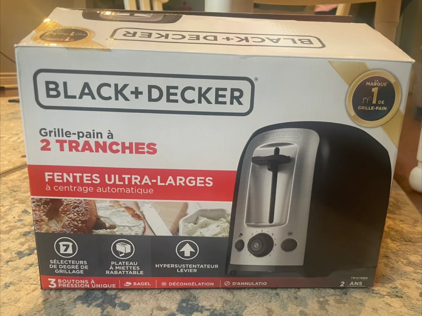 Black + Decker 2-Slice Toaster thumbnail