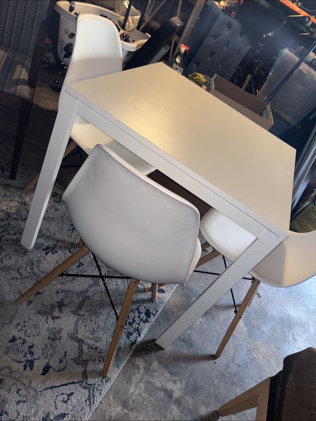 3 white chairs and white table 29x 29