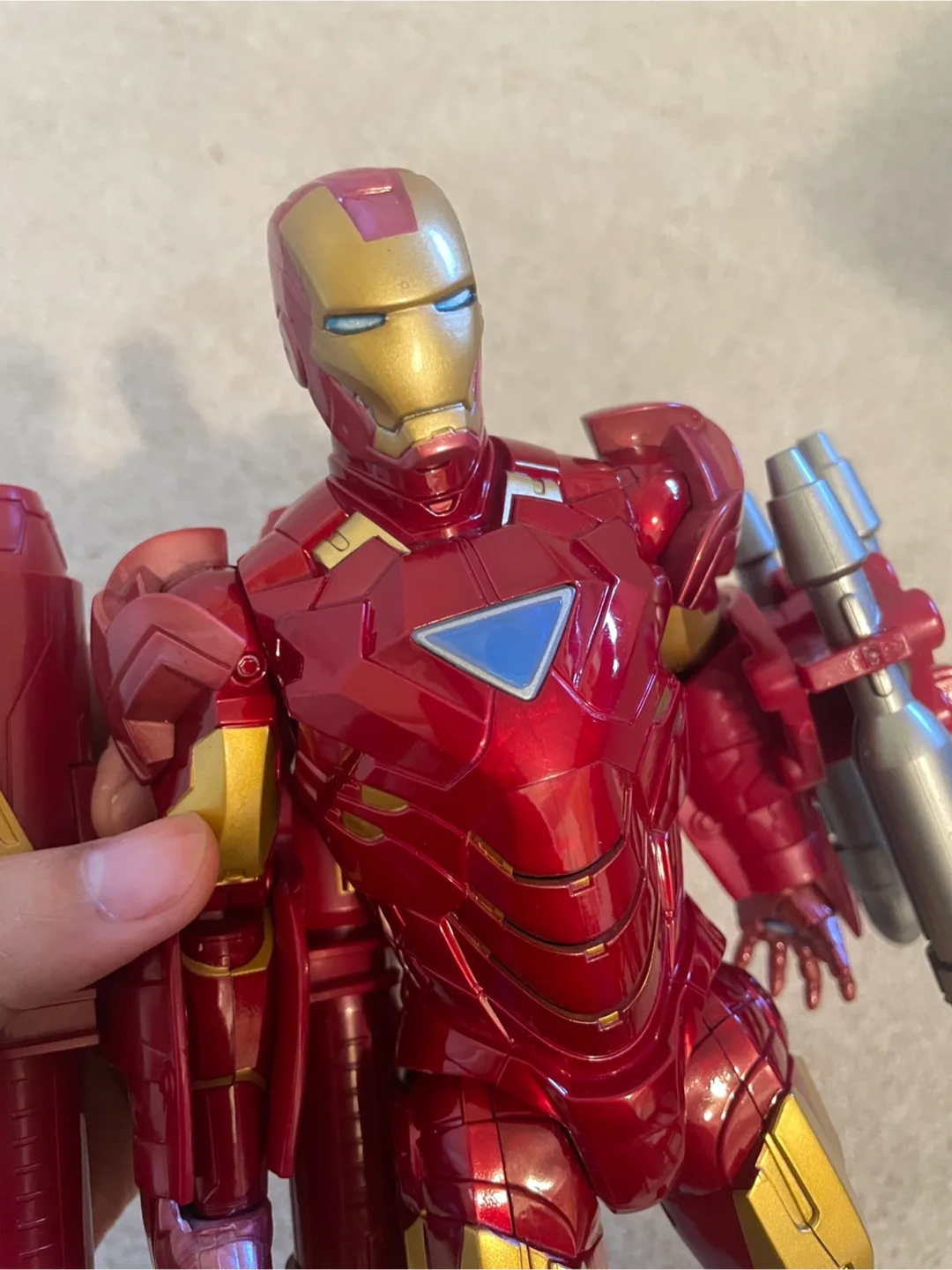 Iron Man Action Figure image indicator(2)