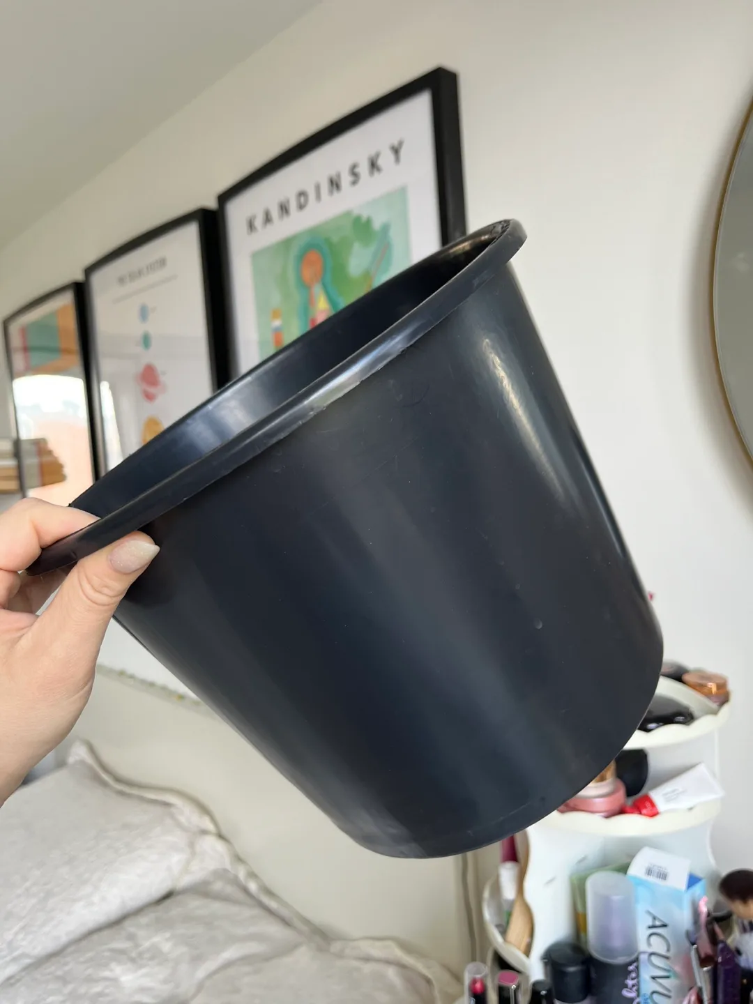 Black plastic bucket thumbnail