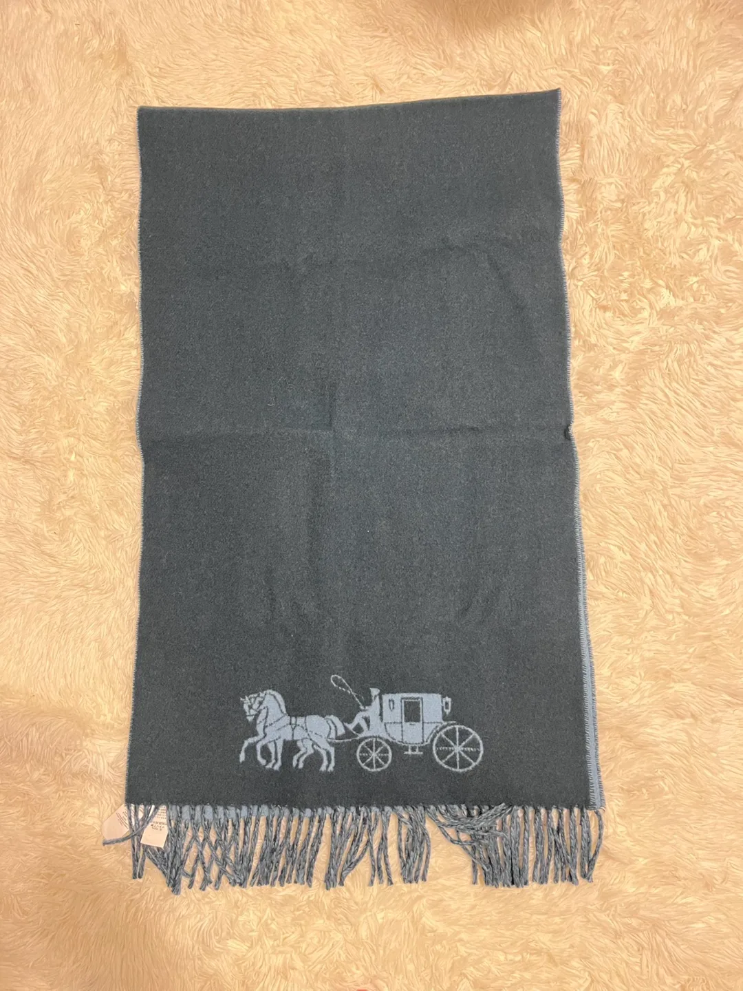 Coach 100% wool Scarf with Horse and Carriage Design image indicator(2)