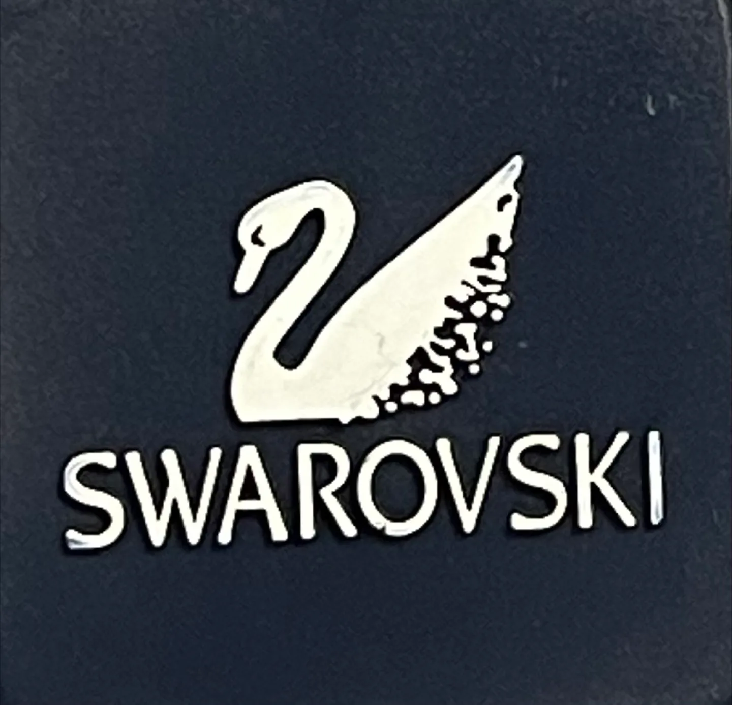 Swarovski Alicia Pierced Earrings image indicator(4)