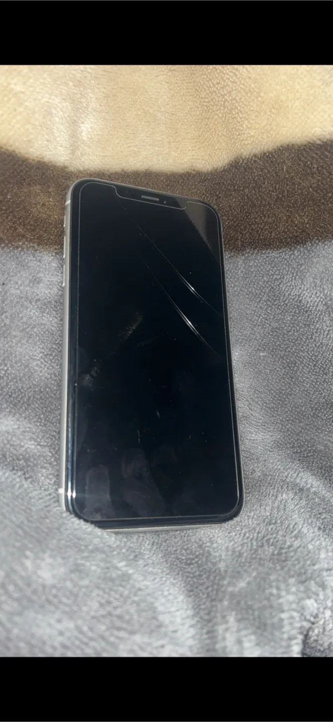 Apple iPhone XR - Red image indicator(3)