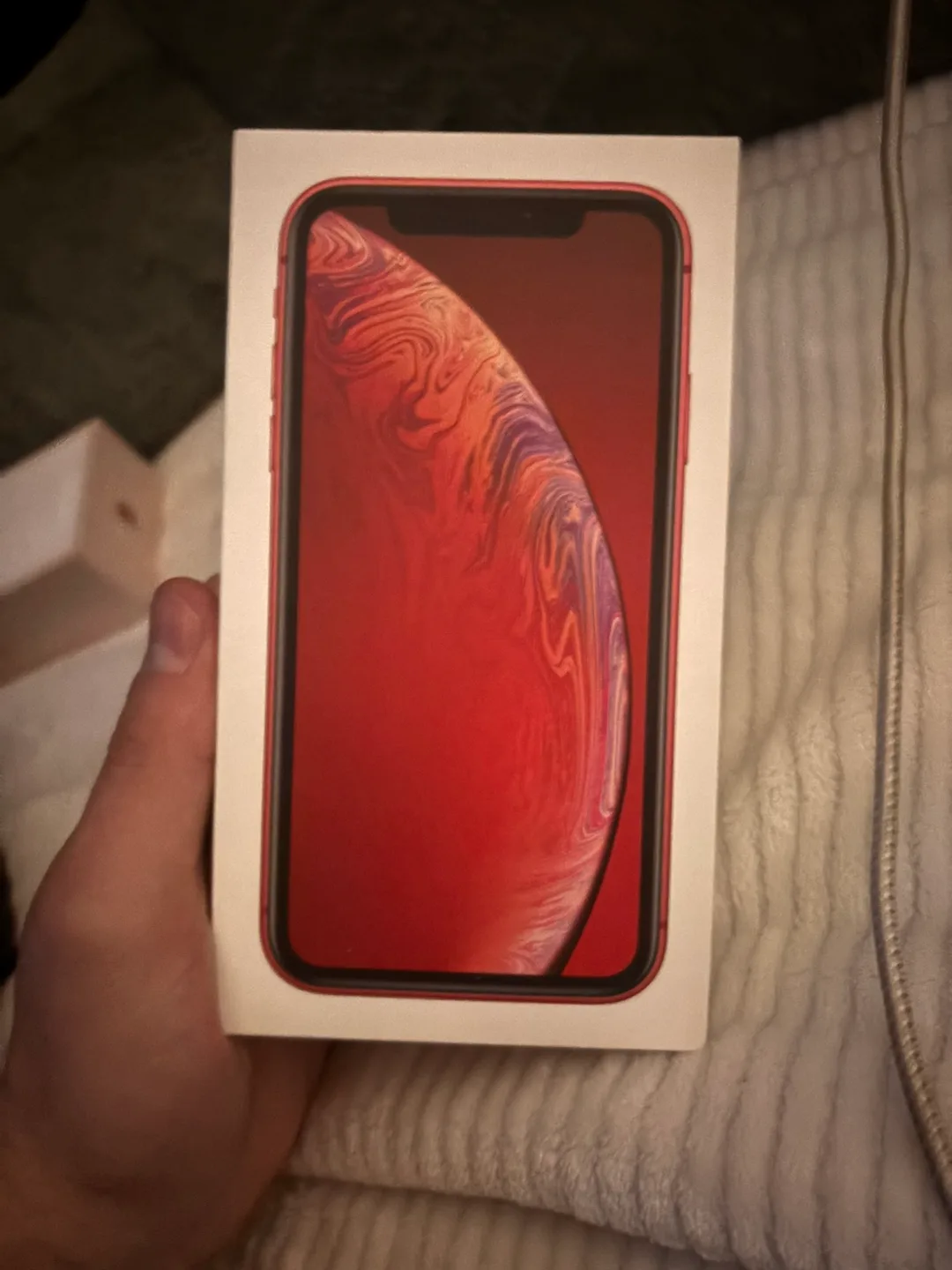 Apple iPhone XR - Red image indicator(4)